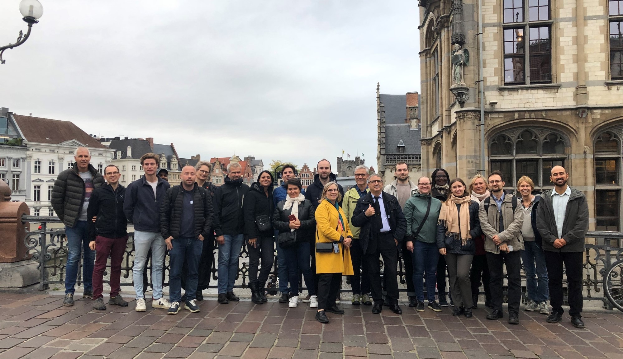 The participants gathered during the city tour