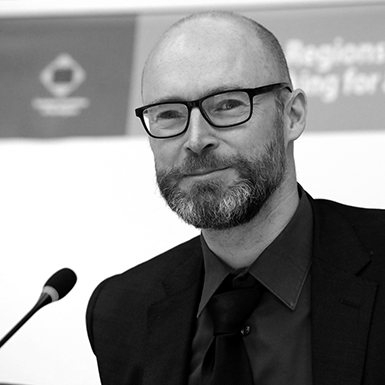 Lewis Dijkstra - European Commission, Directorate-General for Regional and Urban Policy